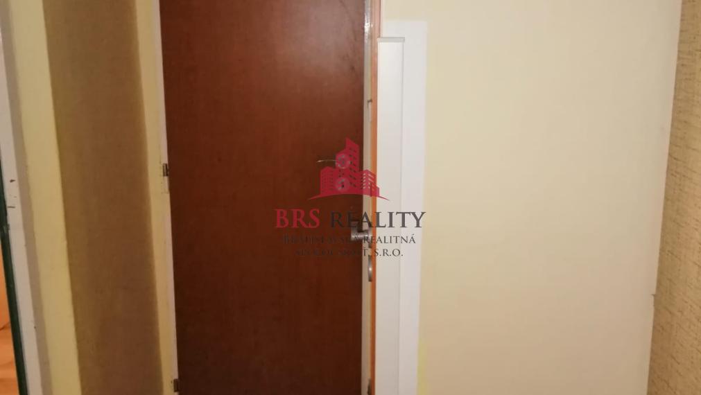 2 izb. byt Sklenárova ulica, pekná lokalita