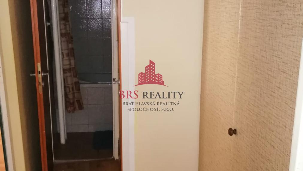 2 izb. byt Sklenárova ulica, pekná lokalita