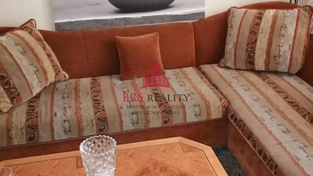 2 izb. byt Sklenárova ulica, pekná lokalita