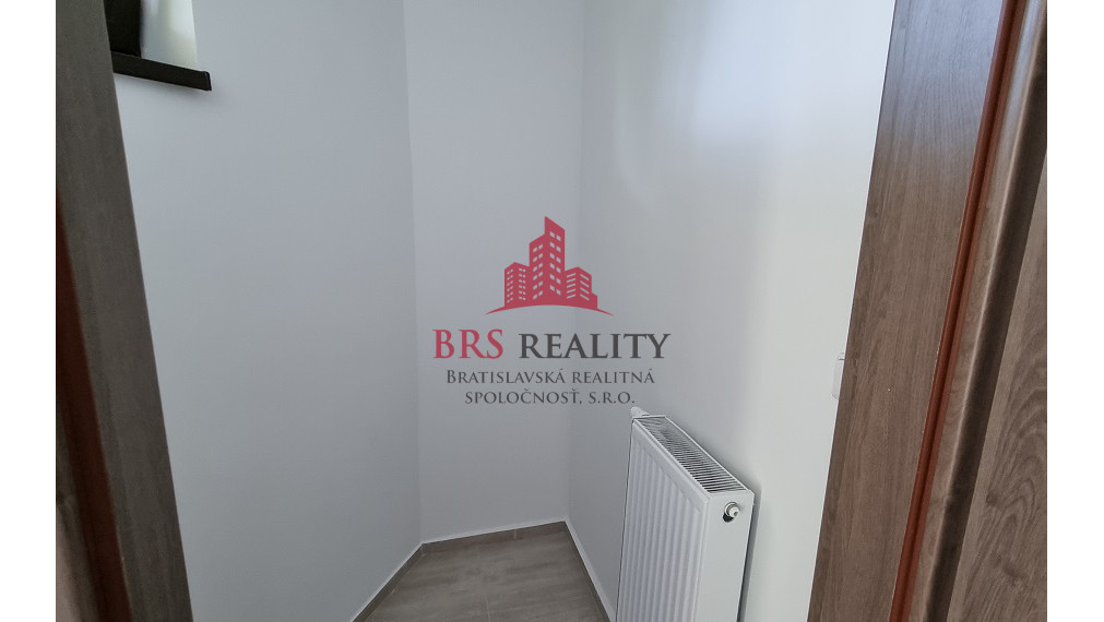 Rodinný dom v veľkým pozemkom po rekonštrucii