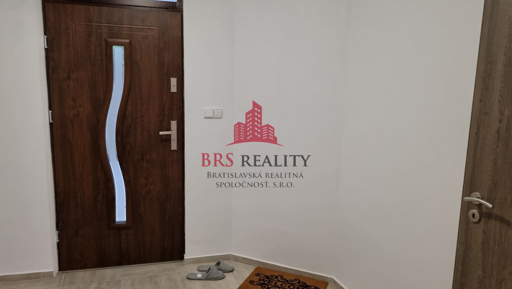 Rodinný dom v veľkým pozemkom po rekonštrucii