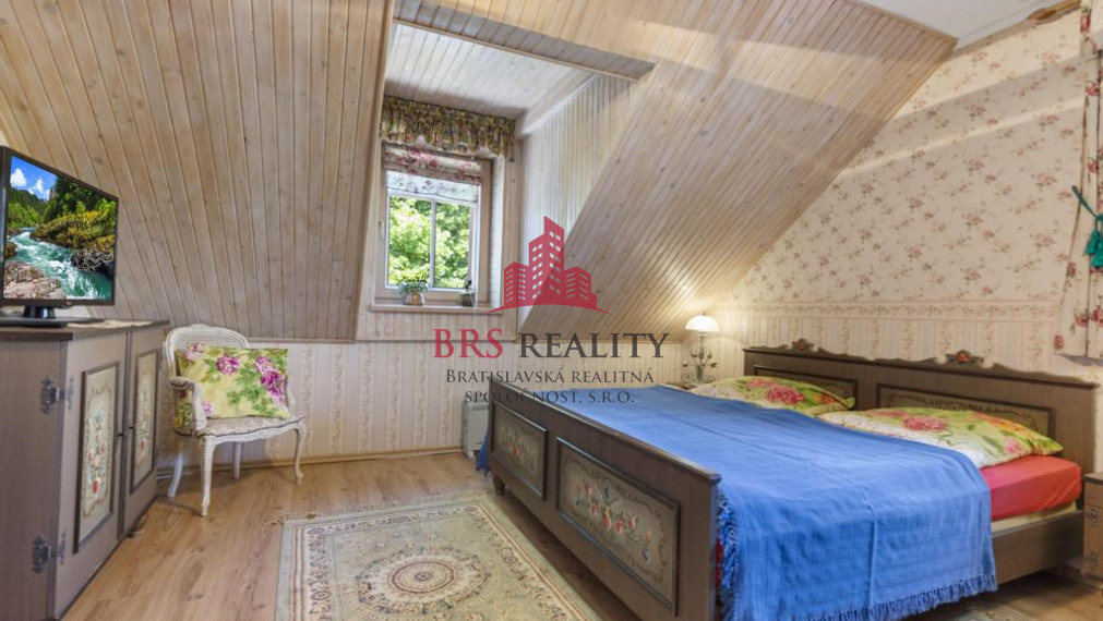 Nádherná usadlosť na Myjave  5047 m2 na predaj!