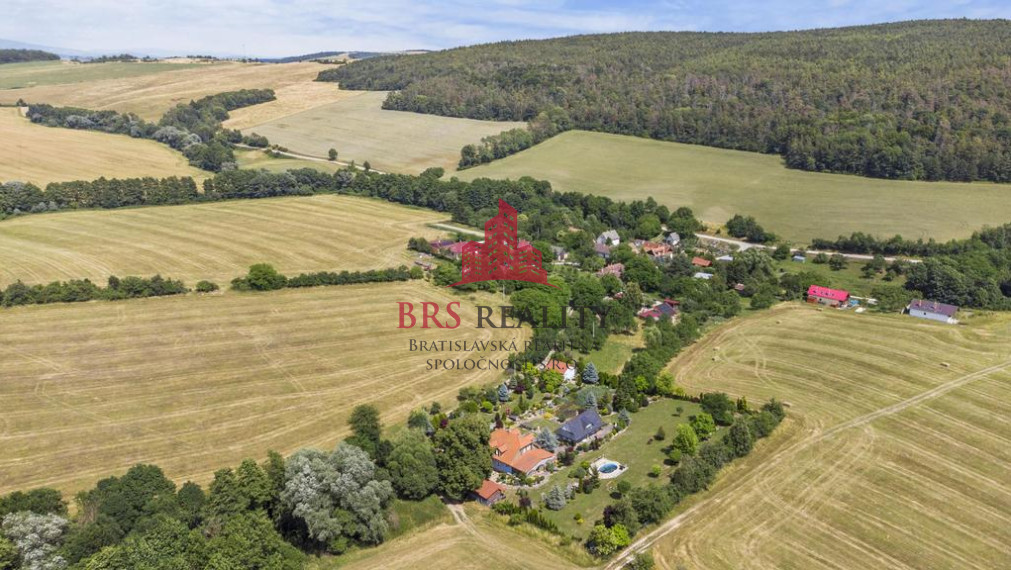 Nádherná usadlosť na Myjave  5047 m2 na predaj!