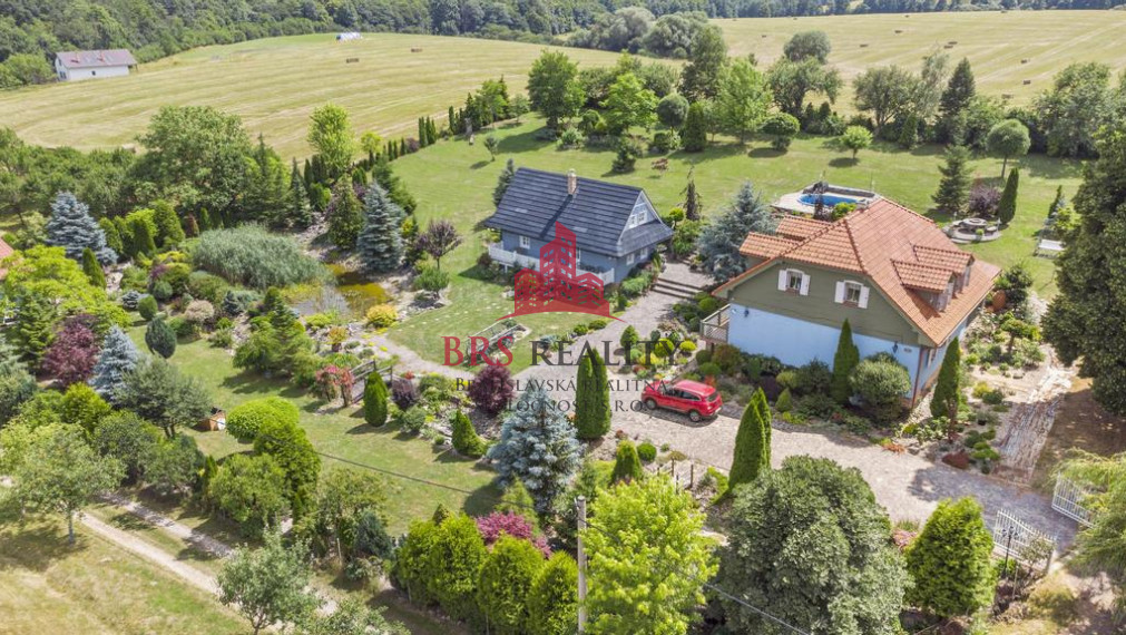 Nádherná usadlosť na Myjave  5047 m2 na predaj!