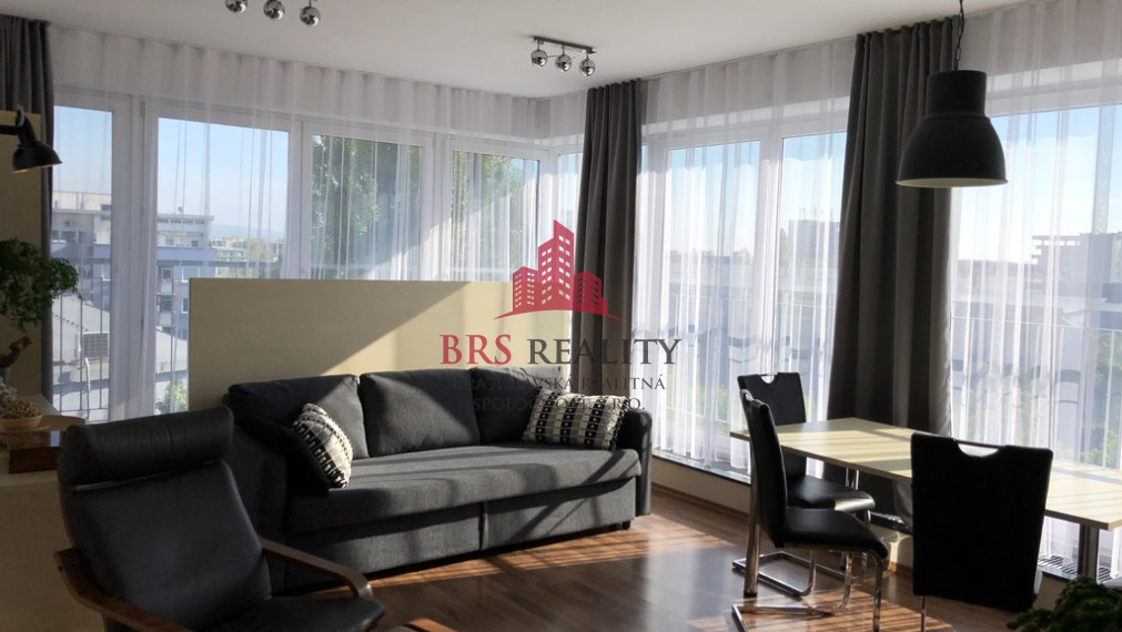 2-izbový byt Ružinov pri parku Andreja Hlinku