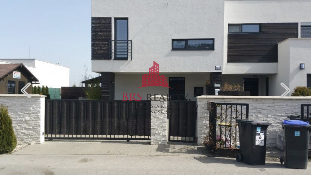 Predané - Predaj pekného 4 izbového rodinného domu