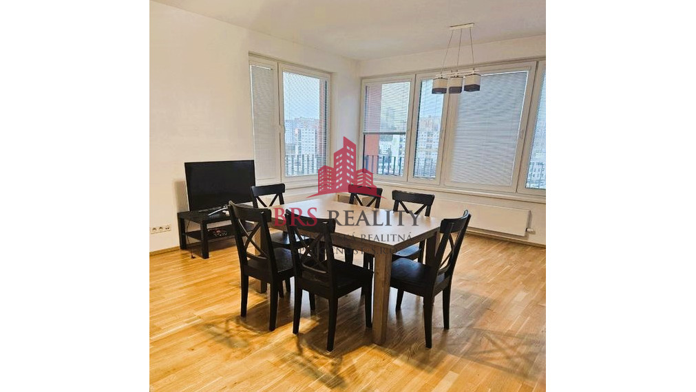 2 izb. byt Karlova ves - Staré Grunty - Villinky