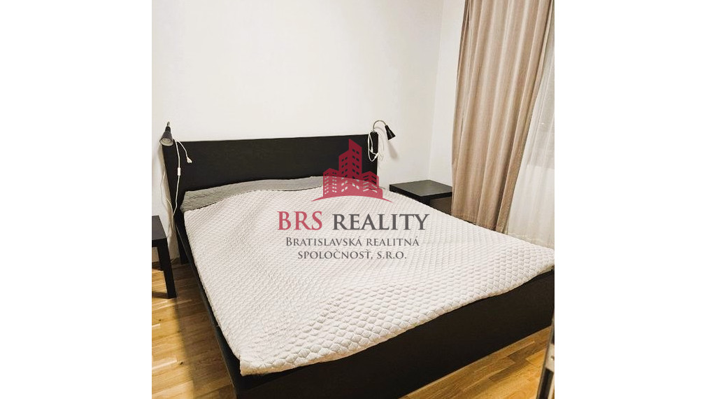 2 izb. byt Karlova ves - Staré Grunty - Villinky