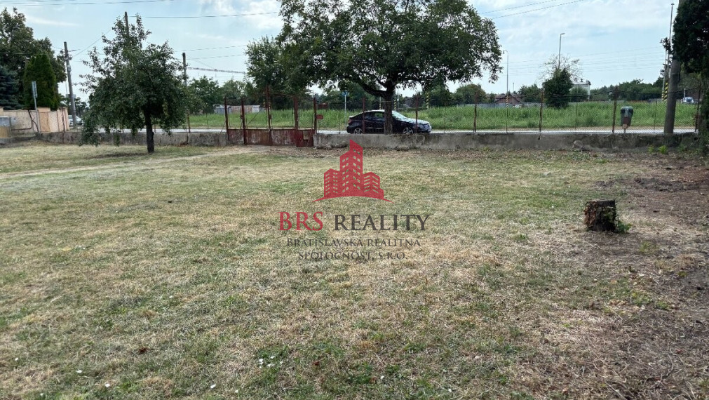 Na predaj pekný pozemok 848m2 Bernolákovo