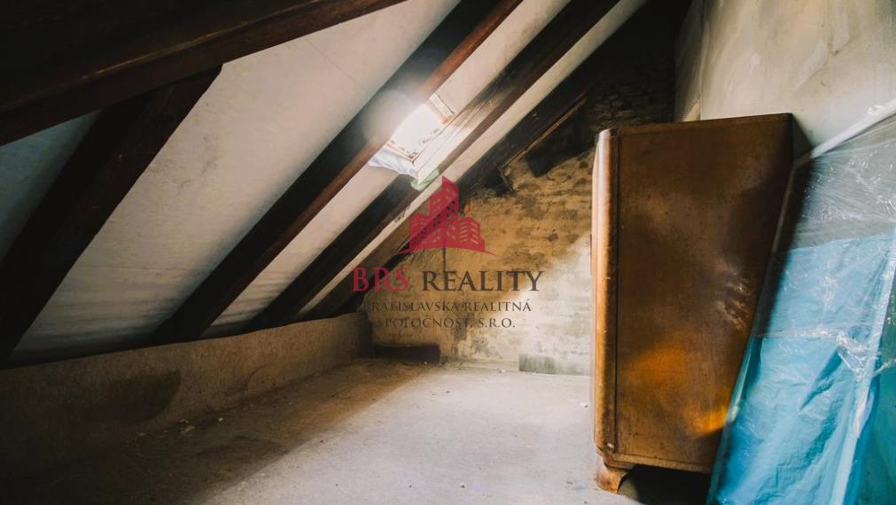 Predaj 2 izb byt na lukratívnej adrese s potenciálom na 3 izb. byt