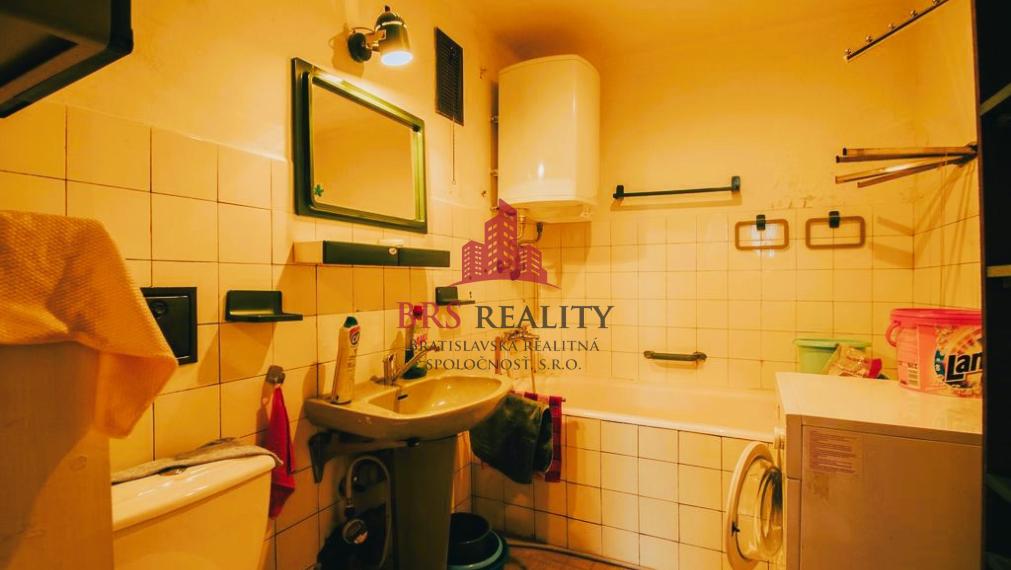 Predaj 2 izb byt na lukratívnej adrese s potenciálom na 3 izb. byt