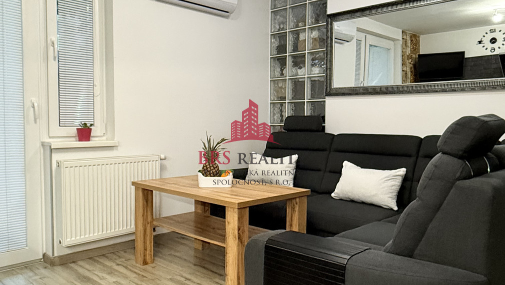 Rezervované ! Moderný 1,5-2 izbový byt s priestranným balkónom na Rustaveliho ulici,