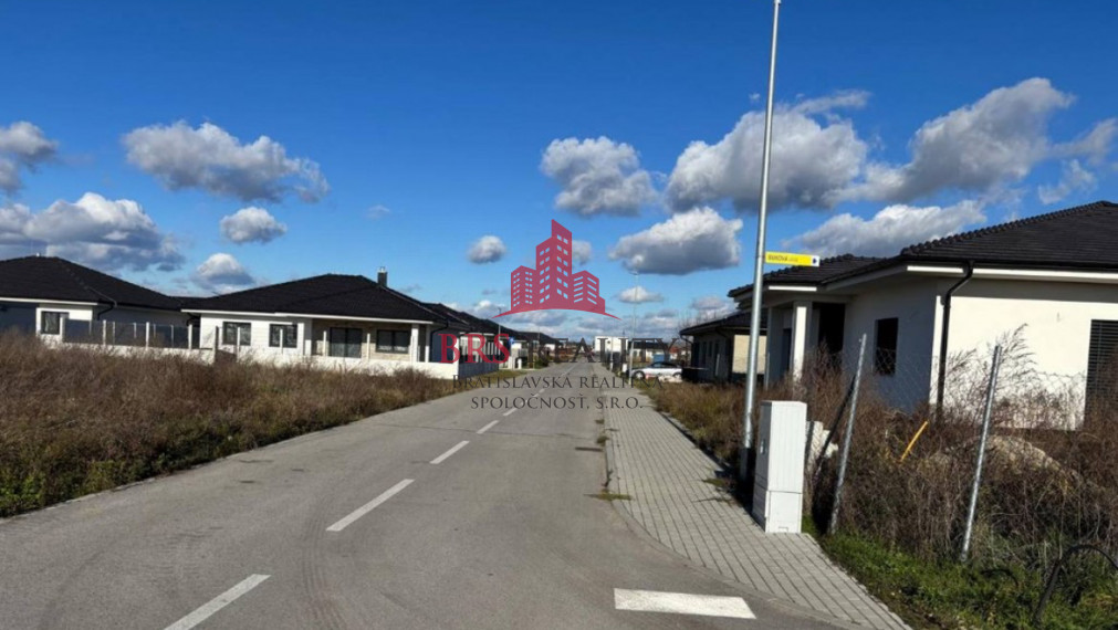Pekný stavebný pozemok ZOHOR 563 m2