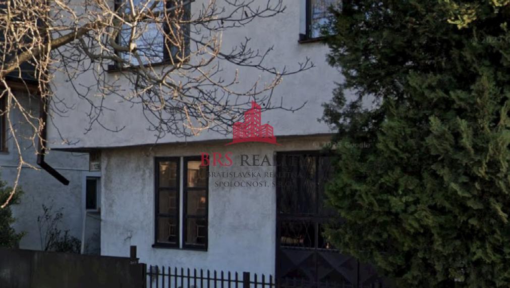 Na predaj 6-izbový rodinný dom v tichej časti Bratislavy – Podunajské Biskupice