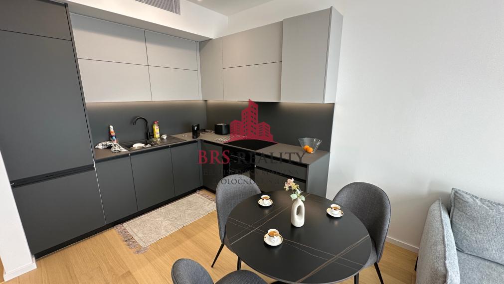 Príjemný a elegantný 2 izb. byt v projekte SKYPARK