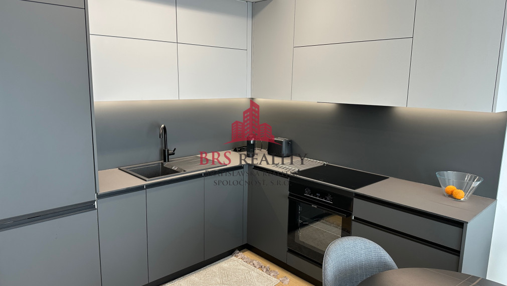 Príjemný a elegantný 2 izb. byt v projekte SKYPARK