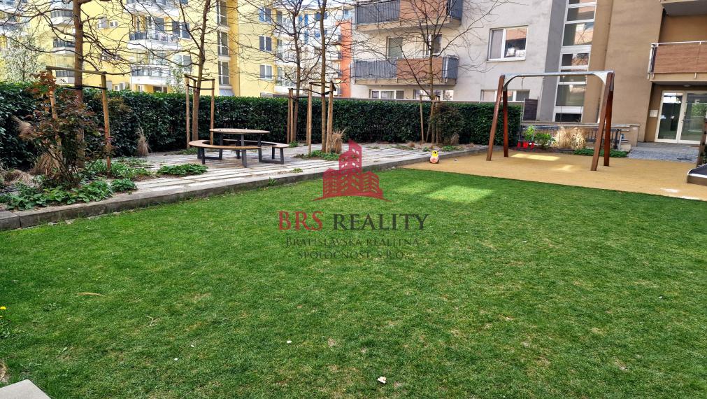 Priestranný 3-izbový byt v projekte GalvaniHOME– balkón +2x parking už v cene