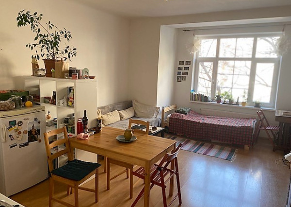 Rezervované - 2 izb. byt v centre s výťahom!