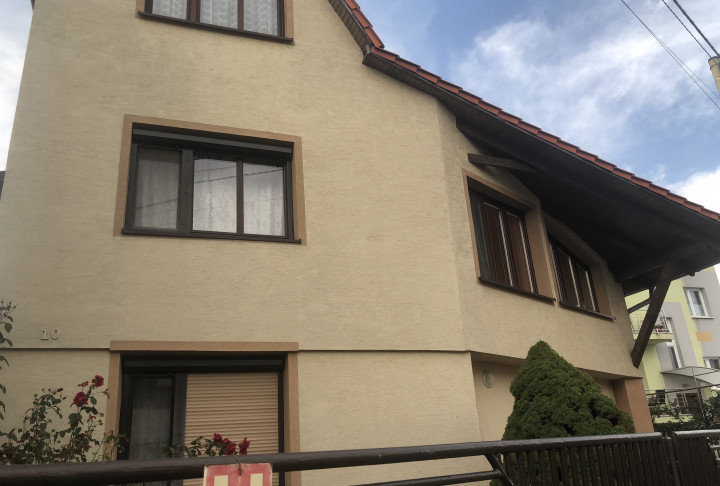 Dvojgeneračný rodinný dom, pozemok 800m2